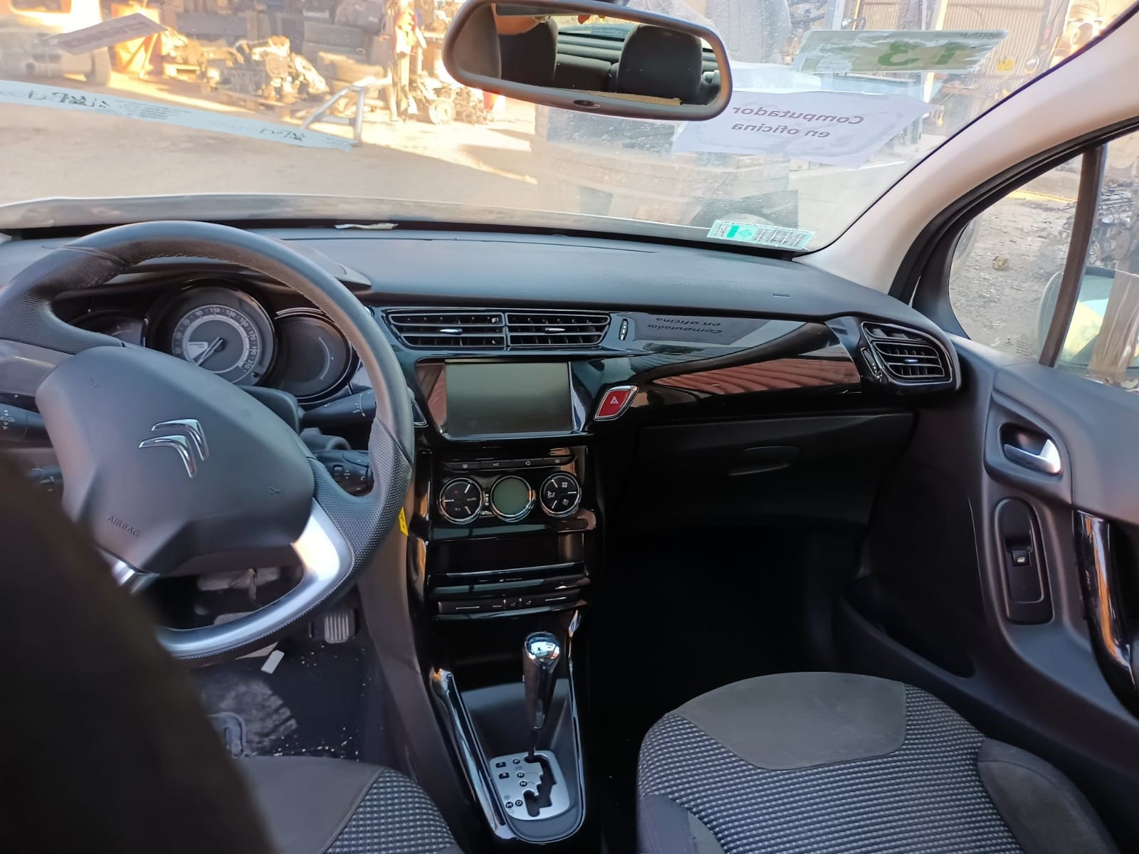 MUñON Citroen C3 2015  USADO  EN DESARME